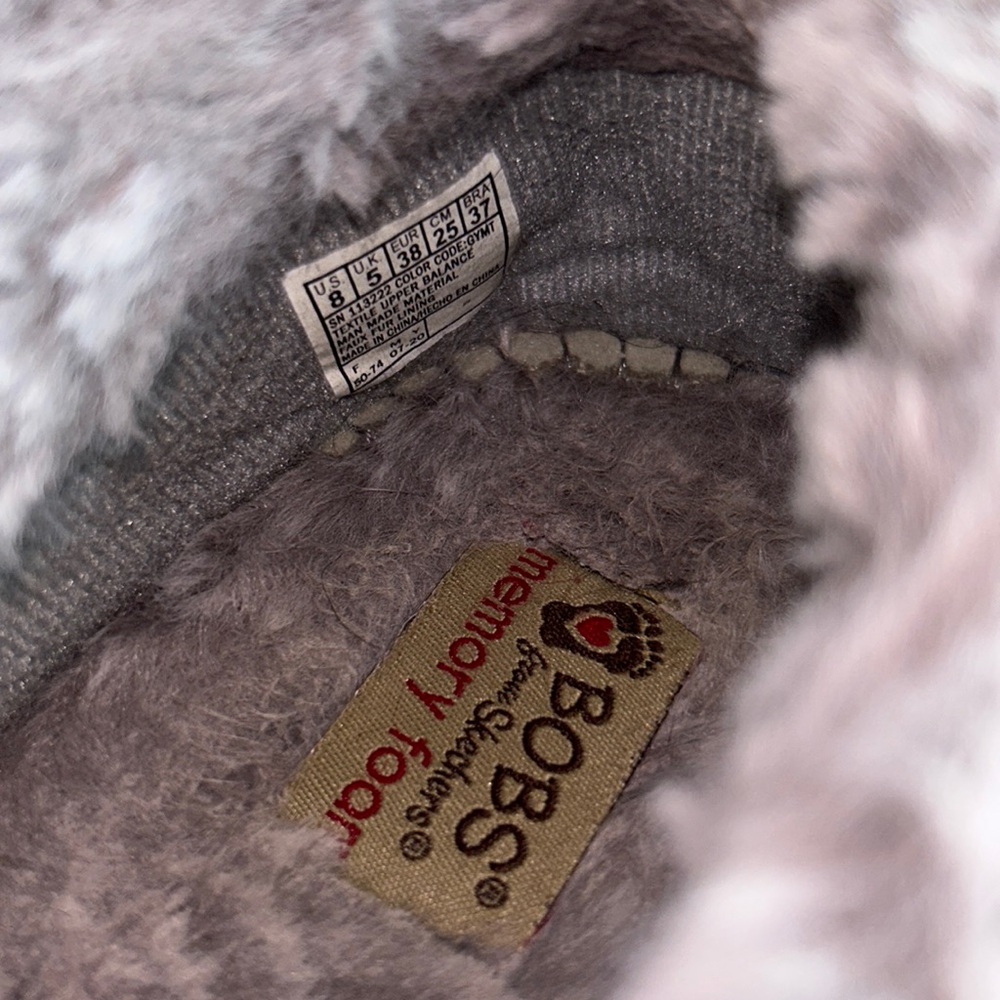 SKECHERS BOBS Too Cozy - Snuggle Rovers Women’s Slippers - US Size 8 - GUC - Picture 10 of 11